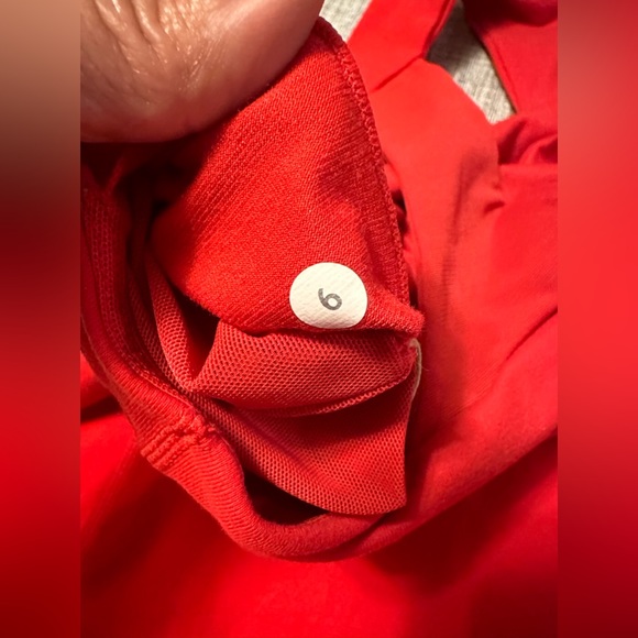 Lululemon tank - Picture 3 of 3